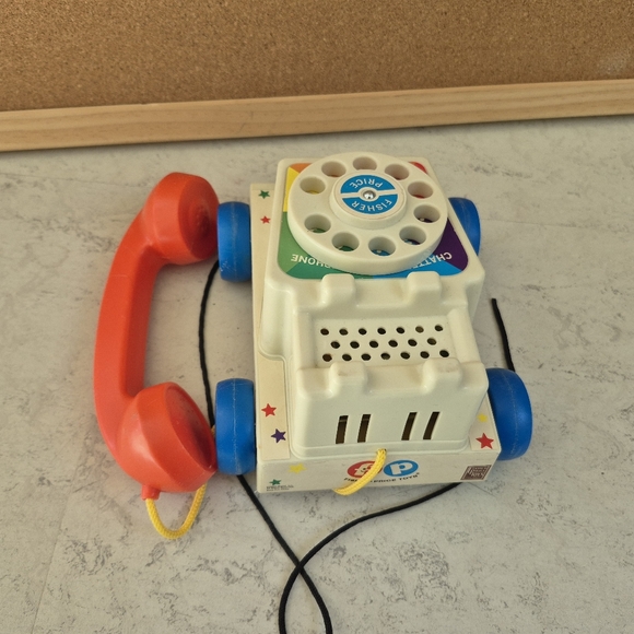 Fisher Price Vintage Replica Of Chatter Rotary Telephone - Picture 5 of 7
